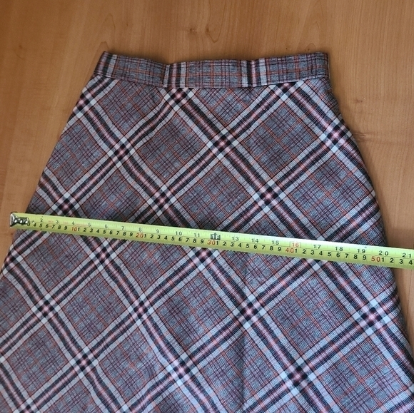 Vintage 70s Plaid Wool Blend Academia A-line Skirt - Picture 8 of 8